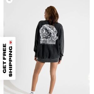 BrideMerch Bridezilla sweatshirt size S/M